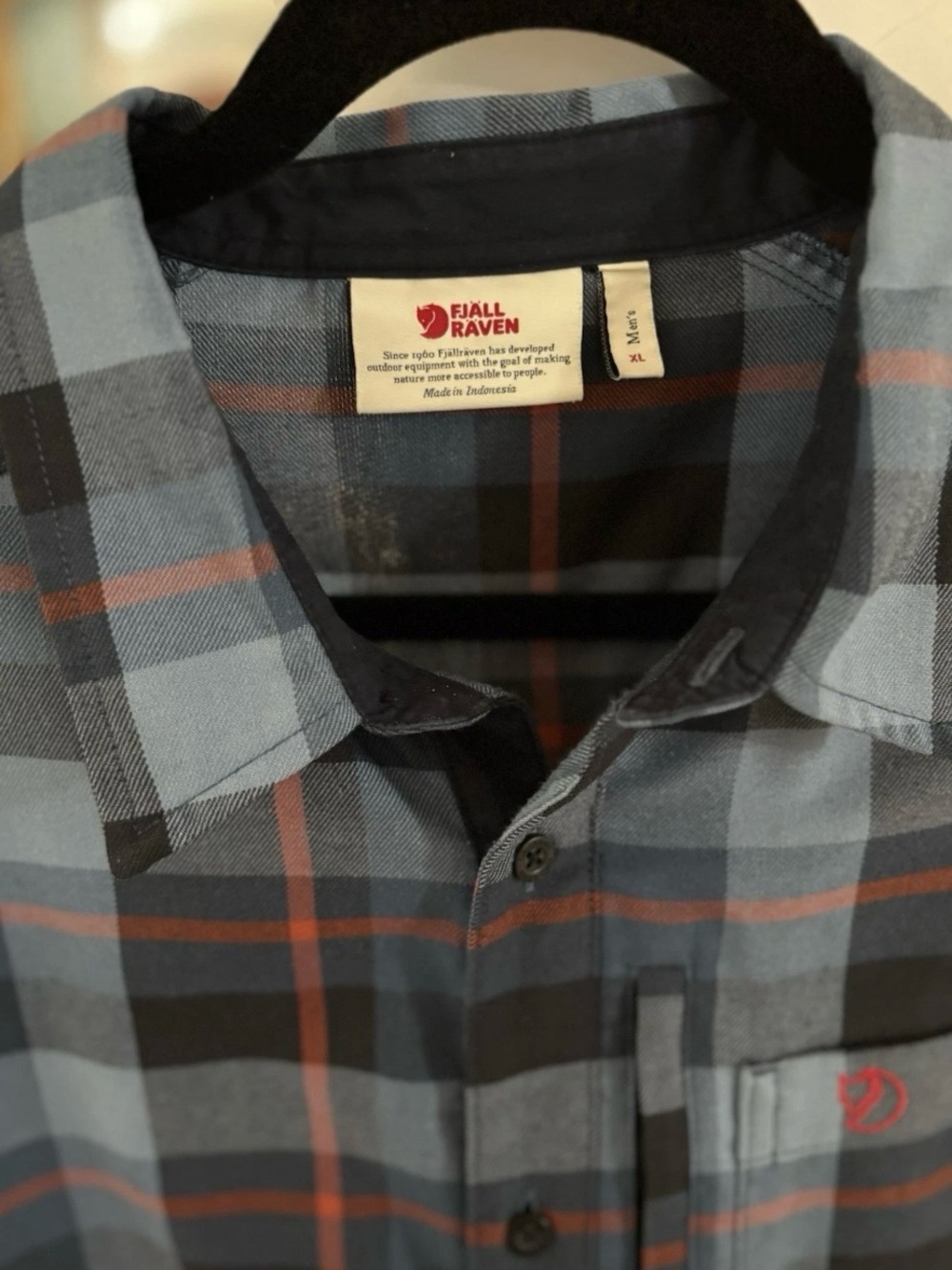 Fjallraven Fjallglim Shirt
Mens XL Plaid Button down
Roll Sleeve Outdoor
Hiking - Picture 4 of 11